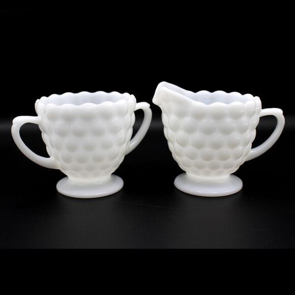 Vintage Anchor Hocking Milk Glass Bubble Pattern Footed Sugar and Creamer Set - Picture 2 of 8